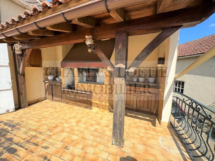 Image No.16-6 Bed House for sale