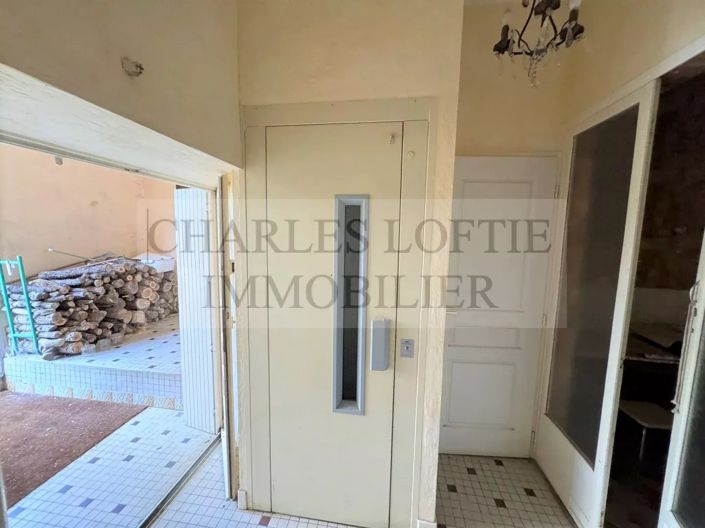 Image No.27-6 Bed House for sale