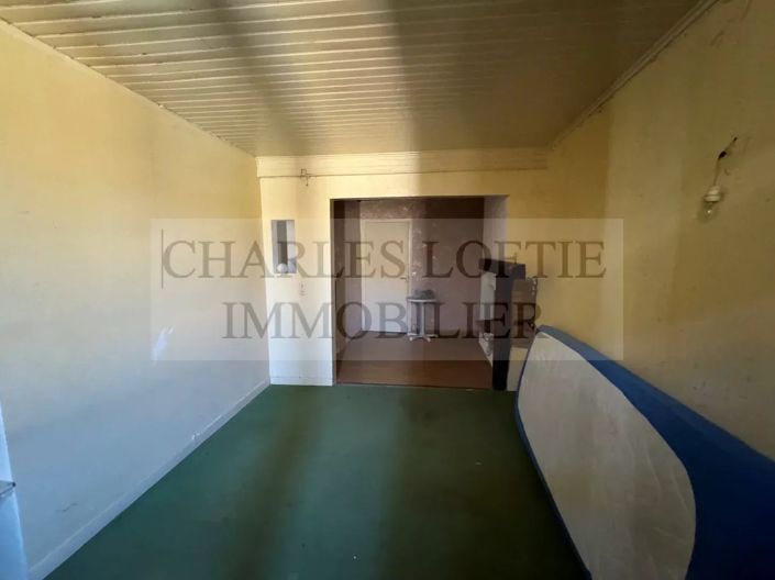 Image No.4-House for sale