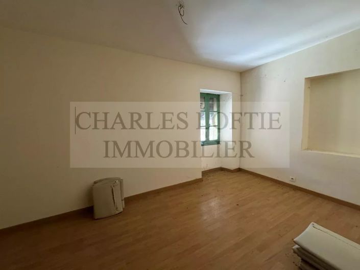 Image No.7-House for sale
