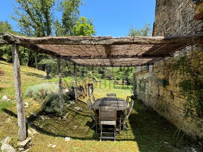 Image No.15-3 Bed House for sale