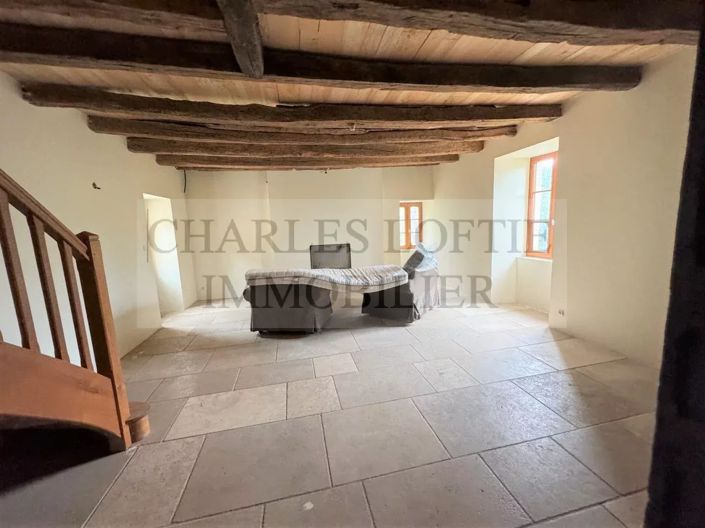 Image No.9-3 Bed House for sale