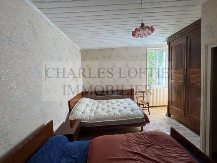 Image No.6-3 Bed House for sale