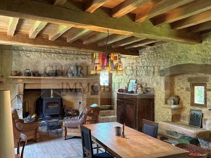 Image No.10-2 Bed House for sale