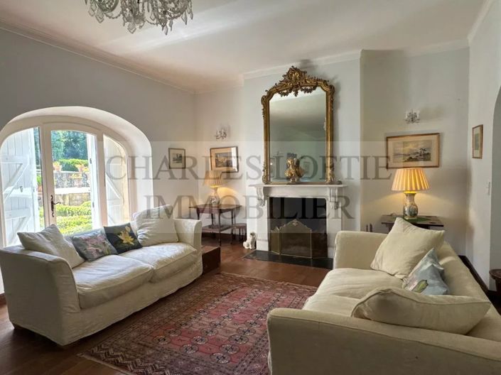 Image No.10-4 Bed House for sale