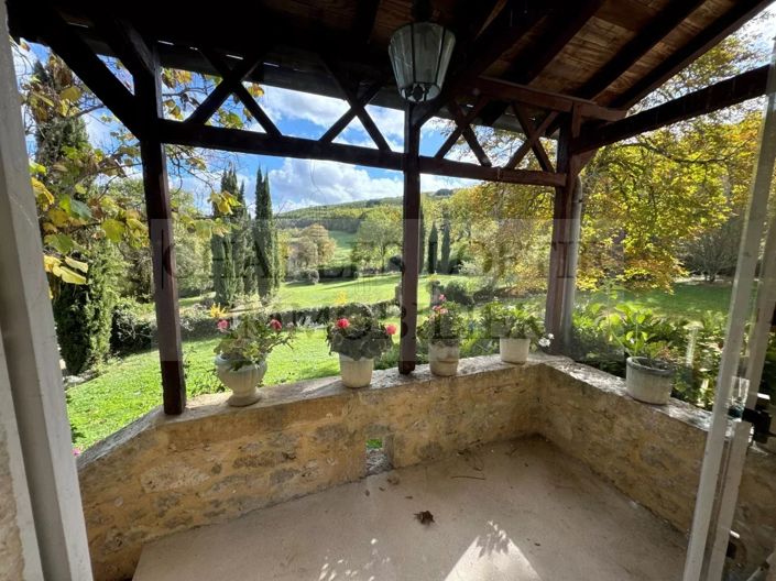 Image No.28-4 Bed House for sale