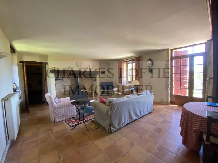 Image No.16-4 Bed House for sale