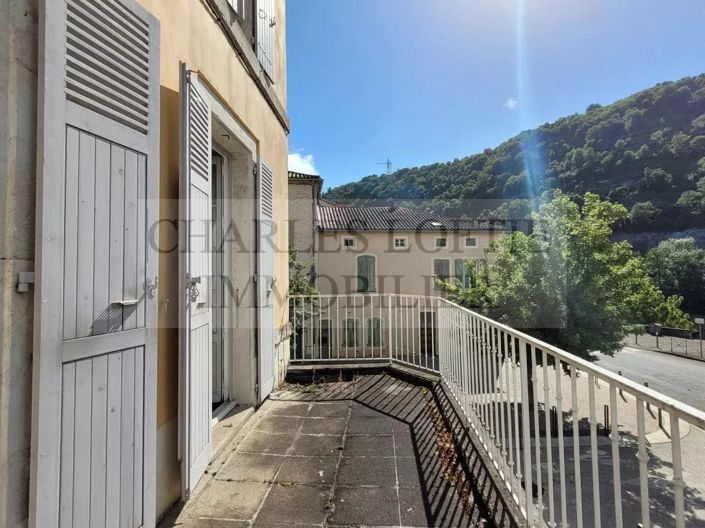 Image No.2-4 Bed House for sale