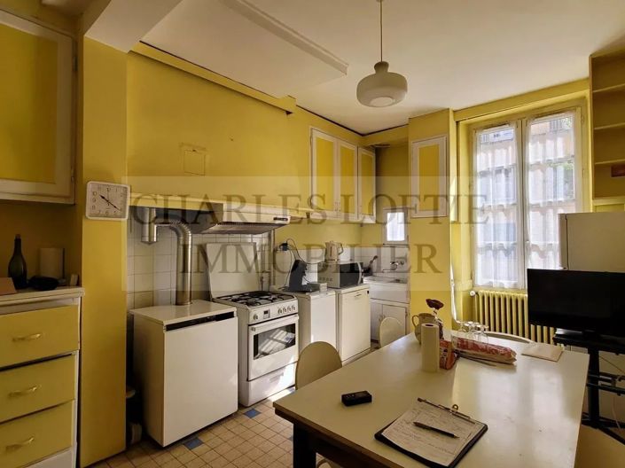 Image No.3-4 Bed House for sale