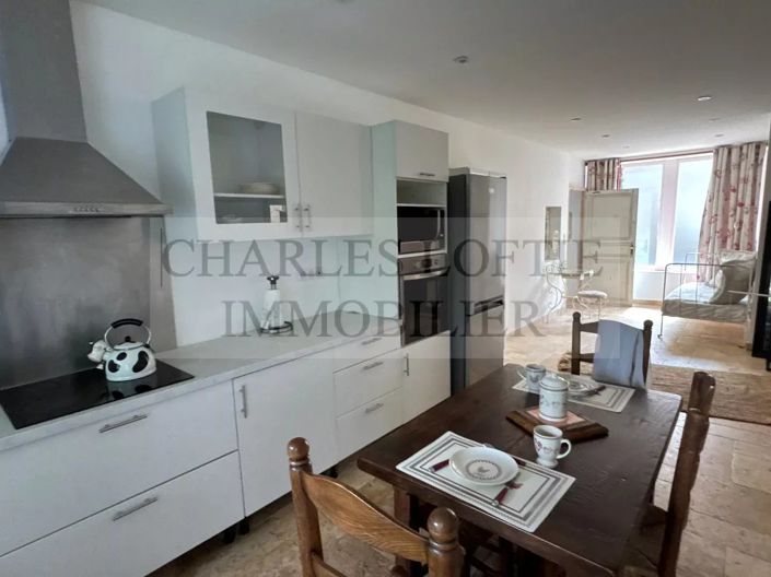 Image No.13-11 Bed House for sale