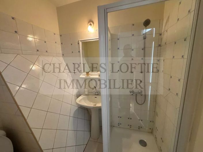 Image No.19-11 Bed House for sale