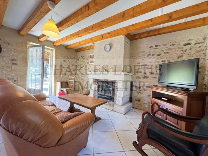 Image No.20-6 Bed House for sale