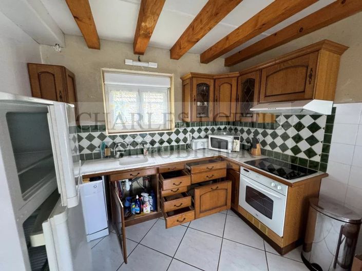 Image No.23-6 Bed House for sale