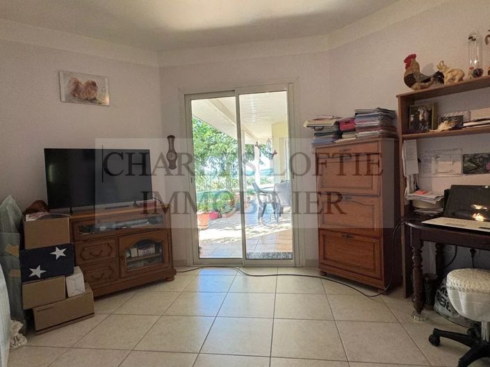 Image No.13-3 Bed House for sale