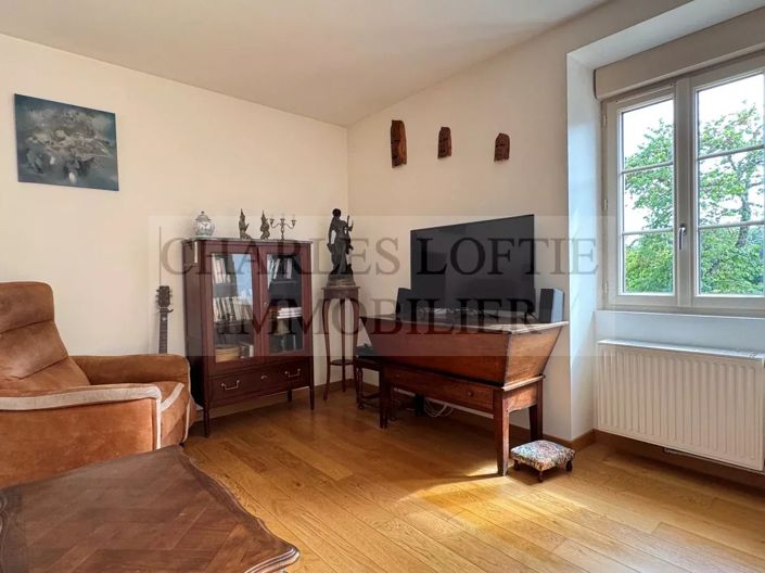 Image No.22-3 Bed House for sale