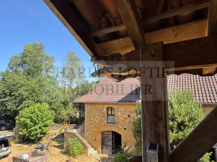 Image No.16-8 Bed House for sale