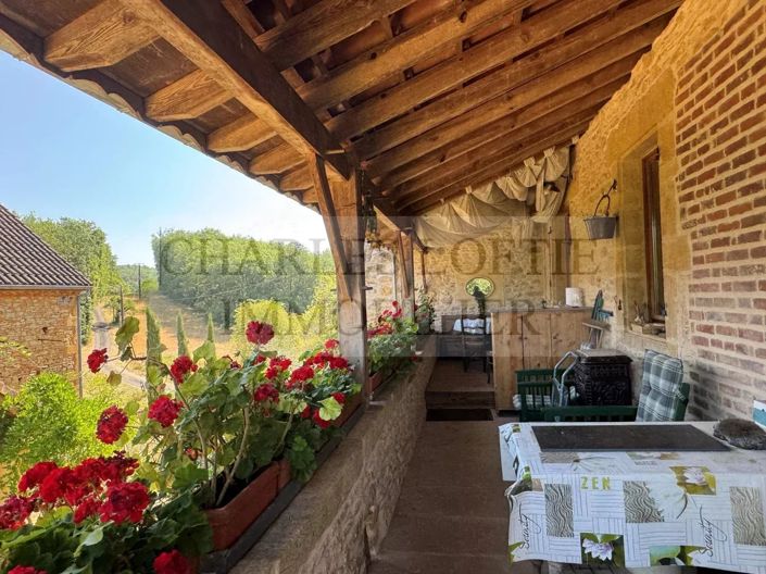 Image No.17-8 Bed House for sale