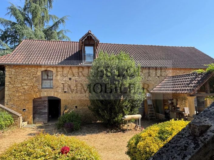 Image No.18-8 Bed House for sale
