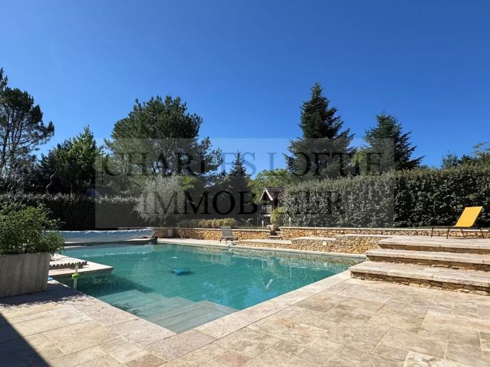 Image No.20-8 Bed House for sale