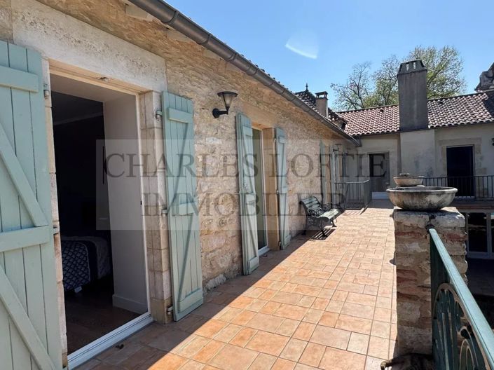 Image No.15-9 Bed House for sale