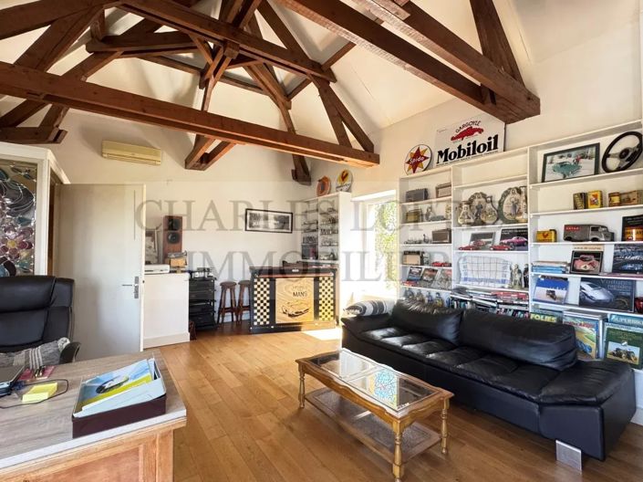 Image No.23-9 Bed House for sale