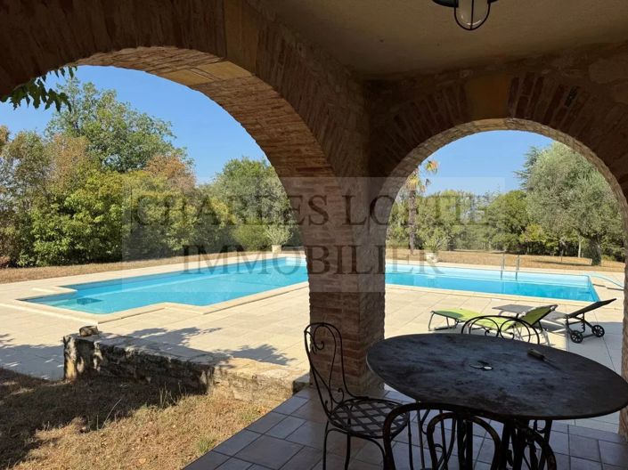 Image No.26-9 Bed House for sale