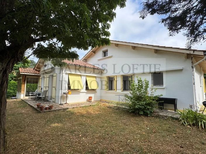Image No.2-3 Bed House for sale