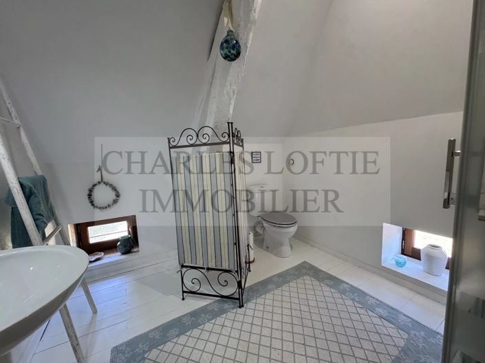 Image No.17-4 Bed House for sale