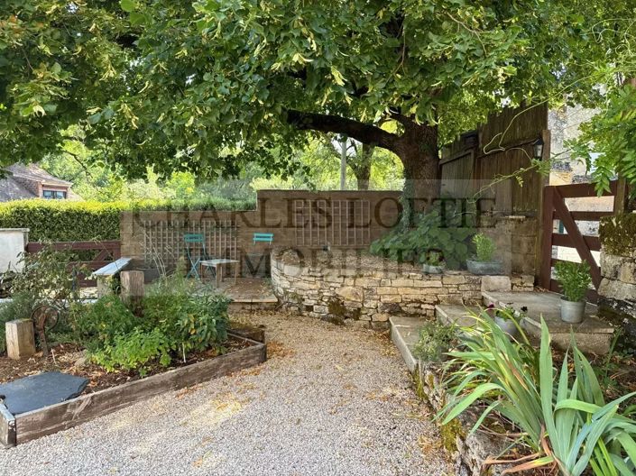 Image No.22-4 Bed House for sale
