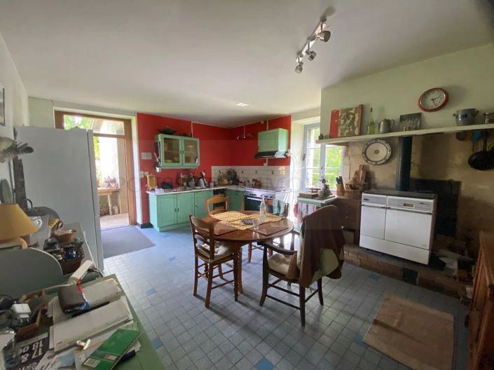 Image No.6-4 Bed House for sale