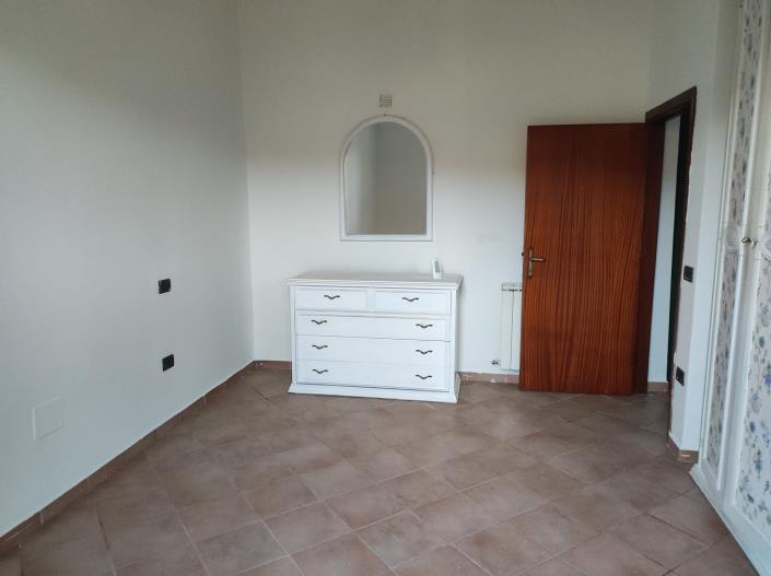 Image No.20-3 Bed House for sale