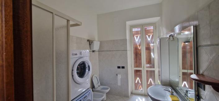 Image No.19-3 Bed House for sale