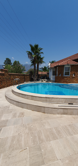 Image No.13-4 Bed Villa / Detached for sale