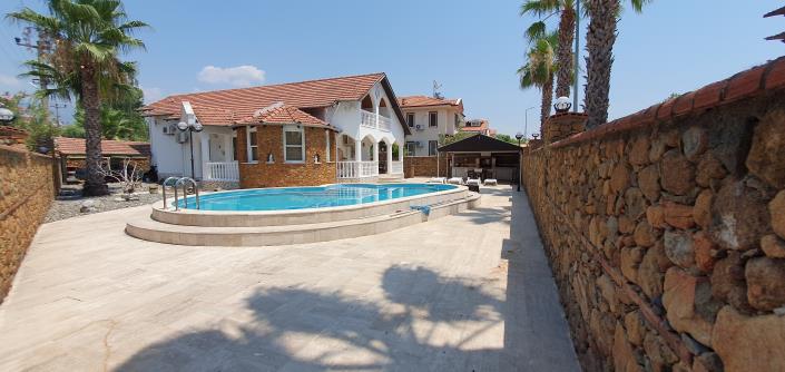 Image No.15-4 Bed Villa / Detached for sale