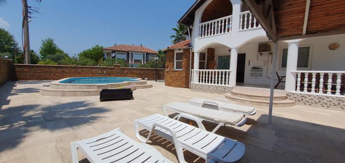 Image No.16-4 Bed Villa / Detached for sale