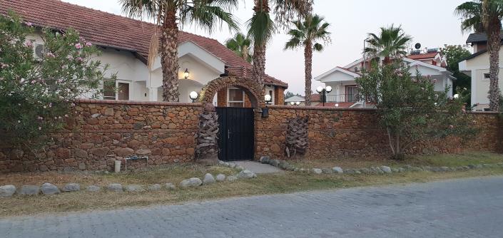 Image No.3-4 Bed Villa / Detached for sale