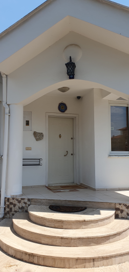 Image No.19-4 Bed Villa / Detached for sale