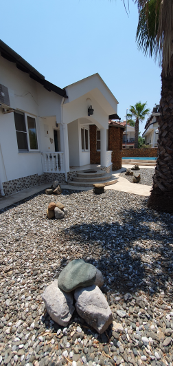 Image No.10-4 Bed Villa / Detached for sale