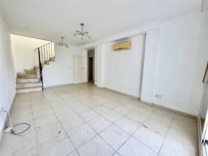 Image No.17-3 Bed Duplex for sale