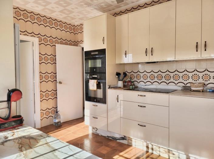 Image No.9-Maison de campagne de 6 chambres à vendre à El Carmoli