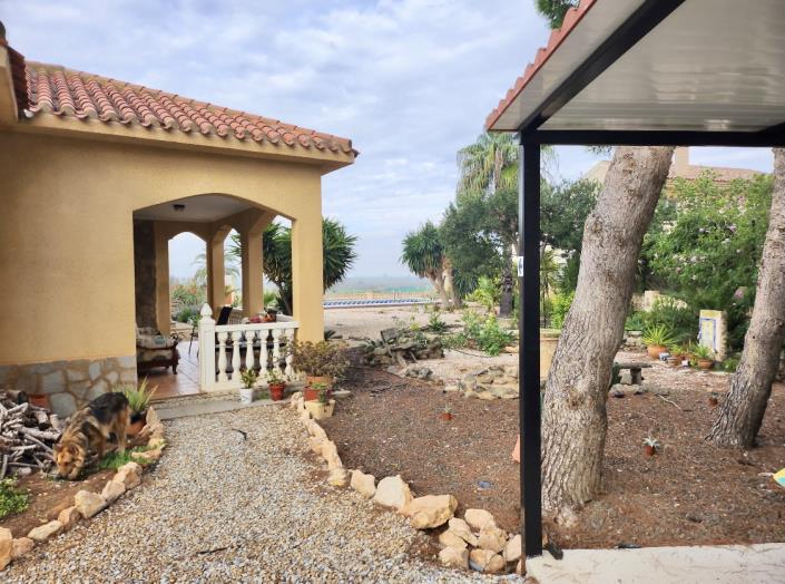 Image No.12-Maison de campagne de 6 chambres à vendre à El Carmoli