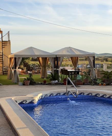 Image No.3-Maison de campagne de 6 chambres à vendre à El Carmoli