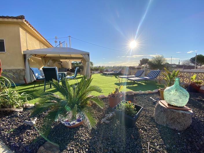 Image No.18-Maison de campagne de 6 chambres à vendre à El Carmoli