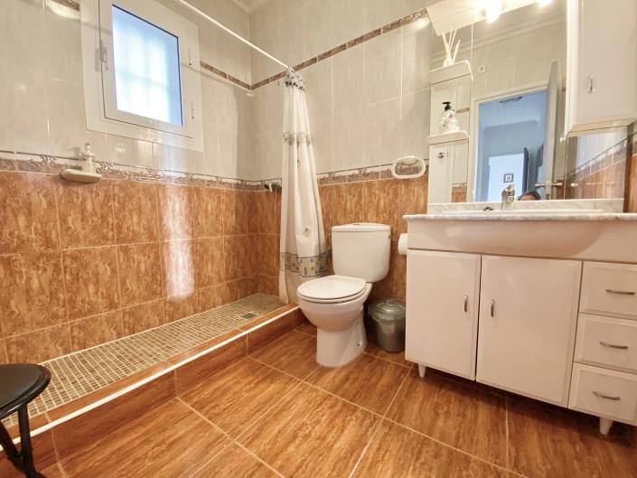 Image No.32-Maison de campagne de 6 chambres à vendre à El Carmoli