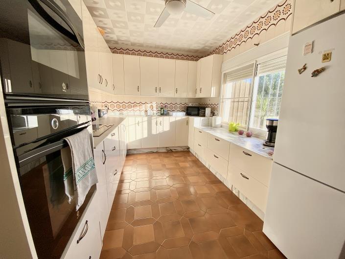 Image No.33-Maison de campagne de 6 chambres à vendre à El Carmoli