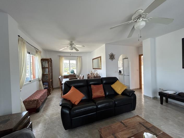 Image No.11-Maison / Villa de 3 chambres à vendre à Moclin