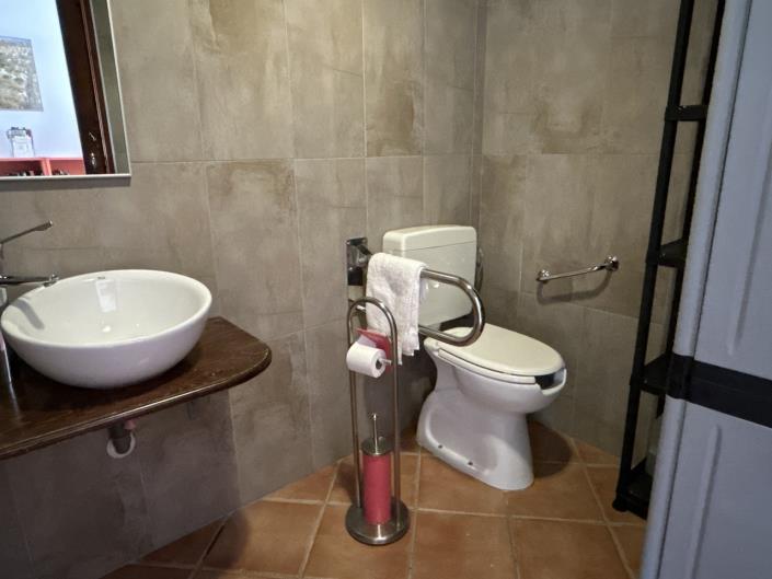 Image No.29-11 Bed Country House for sale