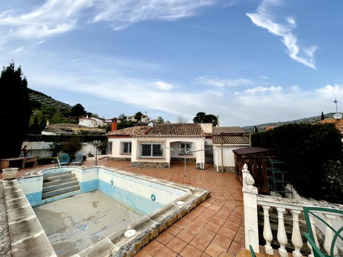 Image No.21-3 Bed Villa / Detached for sale