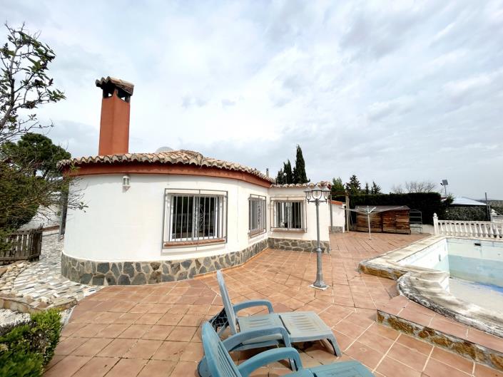 Image No.35-3 Bed Villa / Detached for sale