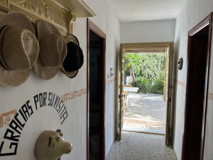 Image No.25-7 Bed Cortijo for sale